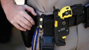 when can a police officer use a taser